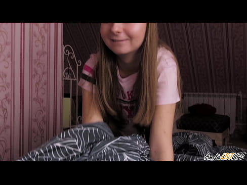 ❤️ Blondie tana tsotsar BFF's dinta sosai kuma ta sami Cum A Bakinta ❤️❌ Batsa ﹏